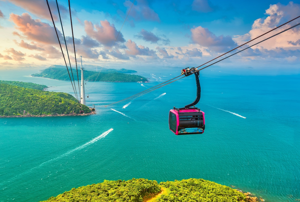 Hon Thom Cable Car