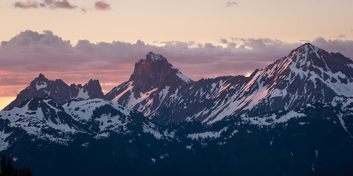 Mount Larrabee and Tomyhoi Peak