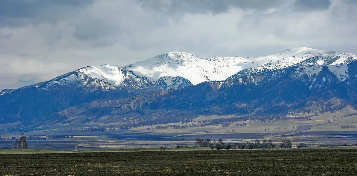 Terektinsky Ridge