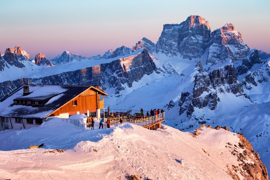 rifugio Lagazuoi, Dolomites 