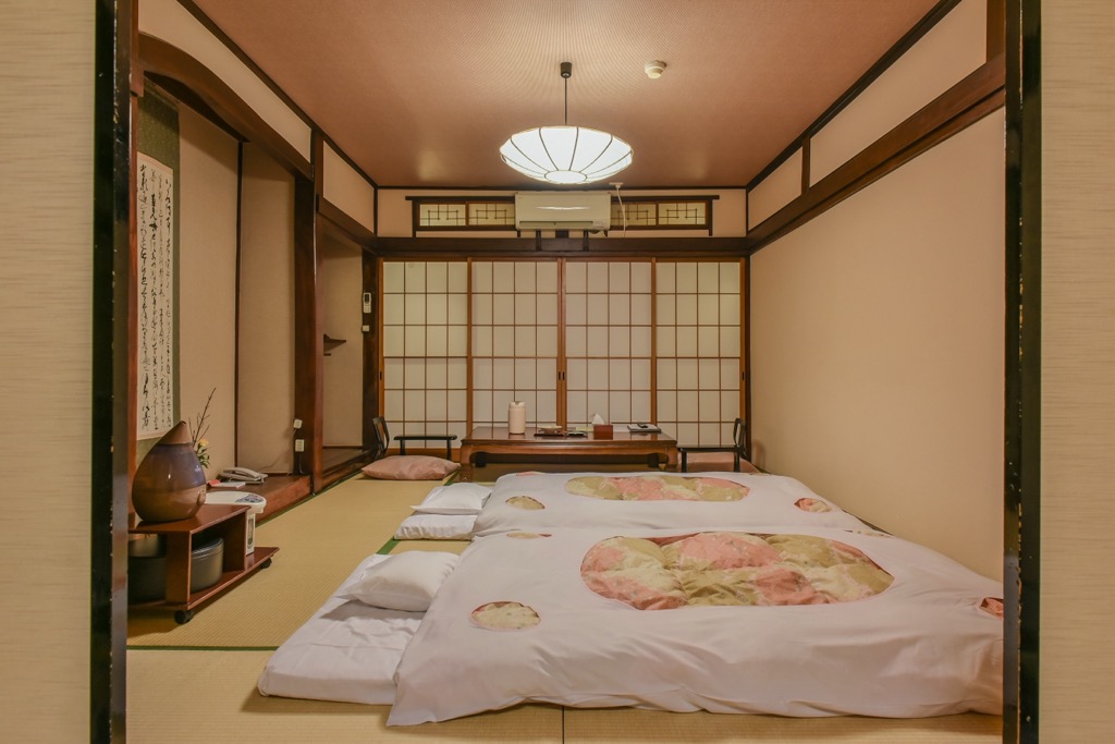 Traditional Japanese sleeping arrangements. Japan Skiing