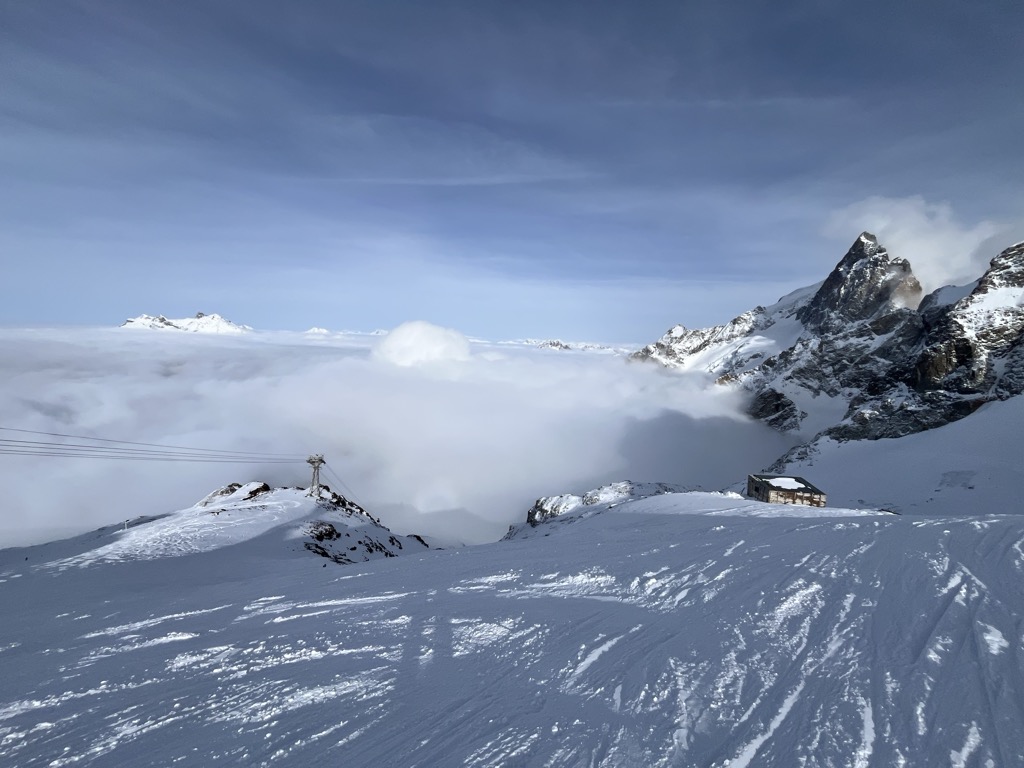 A sea of clouds from a temperature inversion. Photo: Sergei Poljak