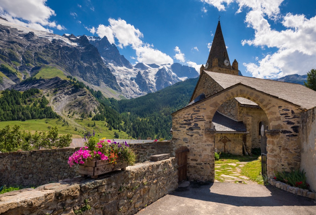 Best hiking. Passing through the village of La Grave beneath La Meije, Queen of the Écrins